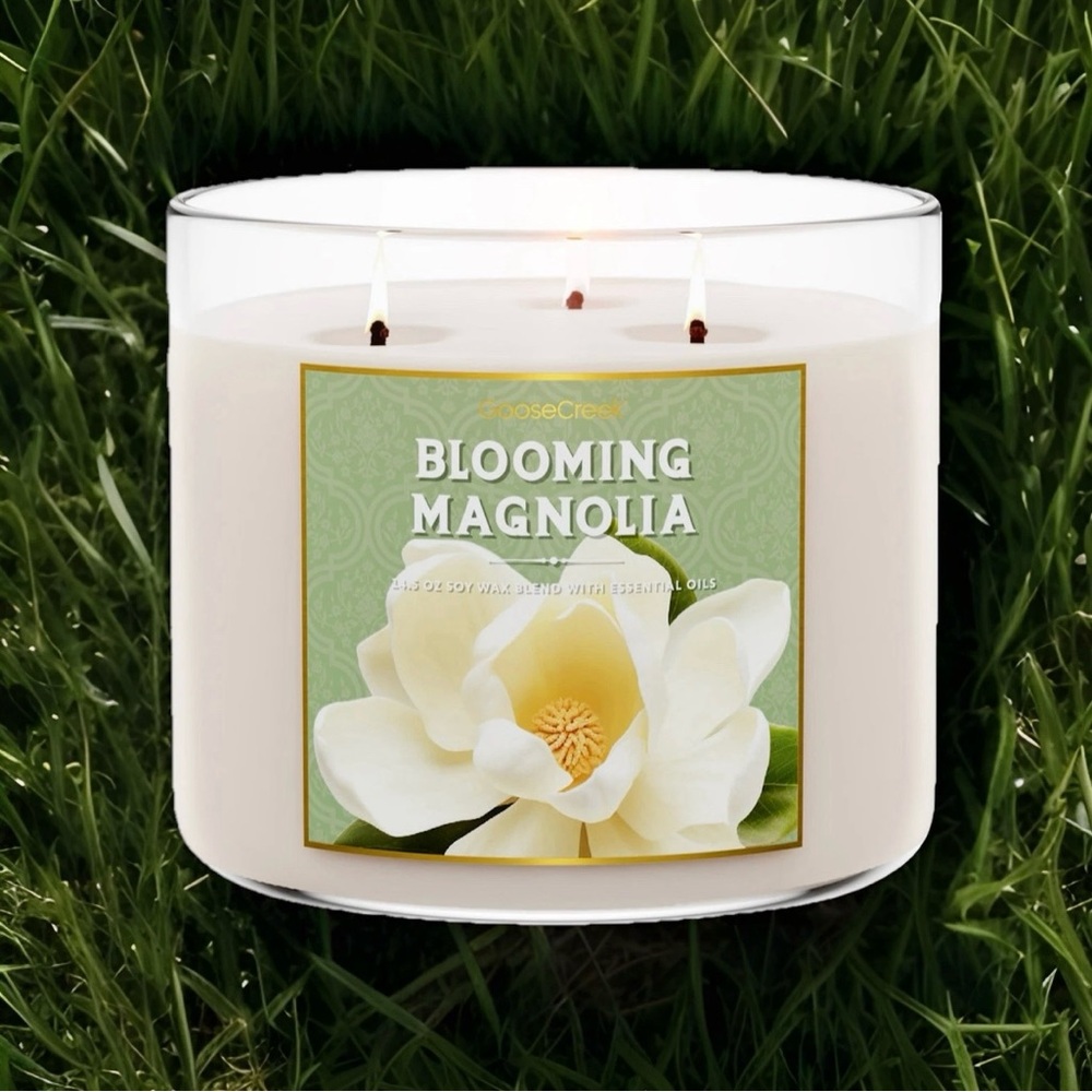 Goose Creek Candle Blooming Magnolia Candle - Thumbnail 3